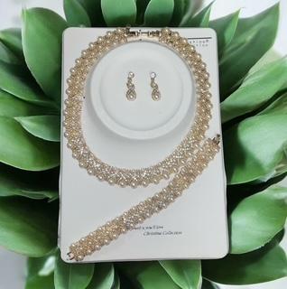 Gold Lace Jewelry Set – Intricate Loops & Beads from the Costume Collection